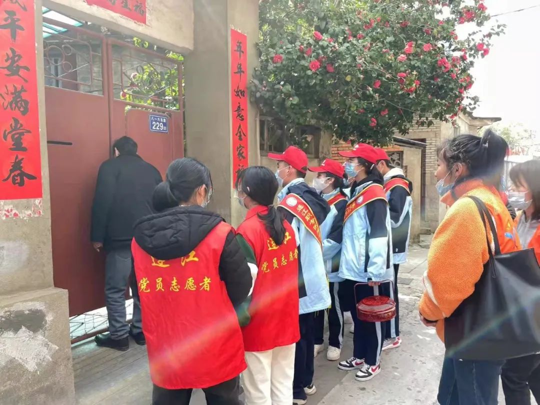 連江這樣的“雷鋒式”好少年，愛了愛了！