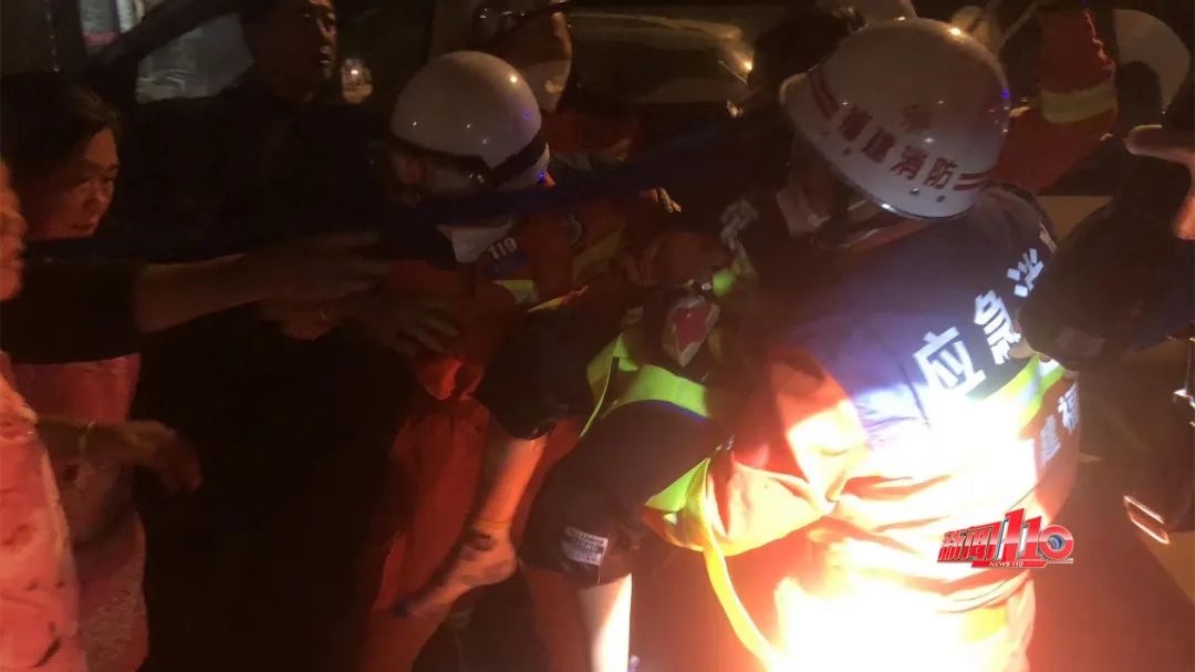 緊急救援！福州一8歲男童跌落12米深井